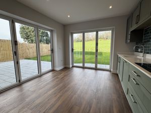 Photo 15- click for photo gallery